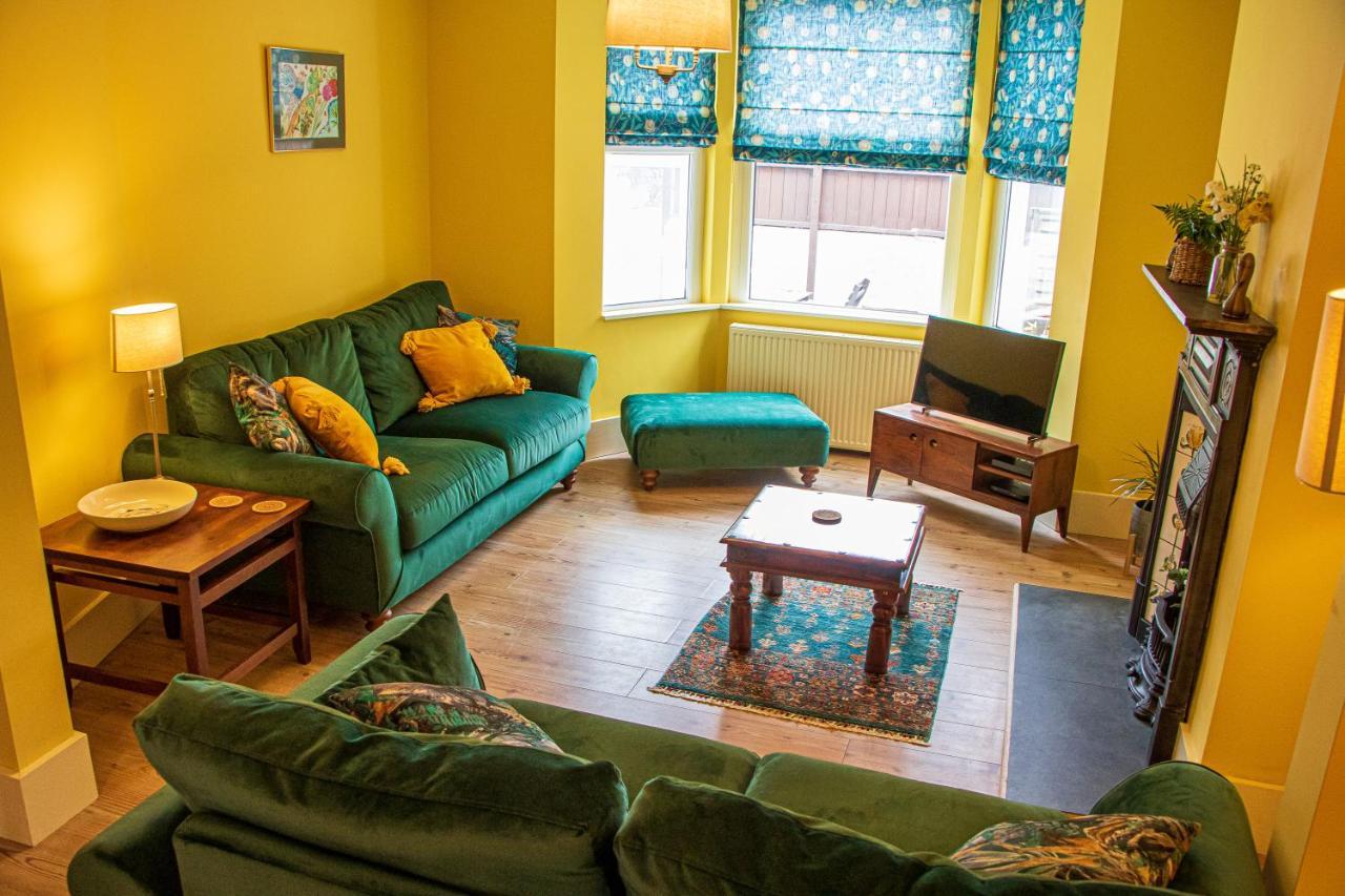Clevedon House - Newquay - Beaches - Parking Екстер'єр фото